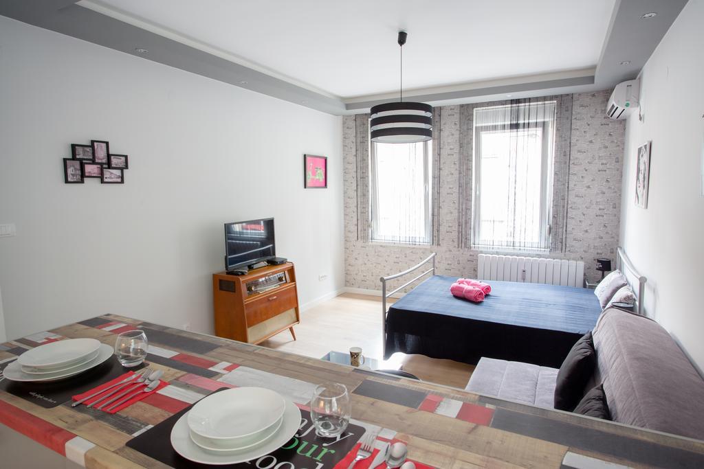 Lea Apartment 베오그라드 외부 사진